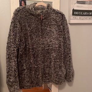 Sherpa Quater Zip ‼️ Black Friday Deal ‼️